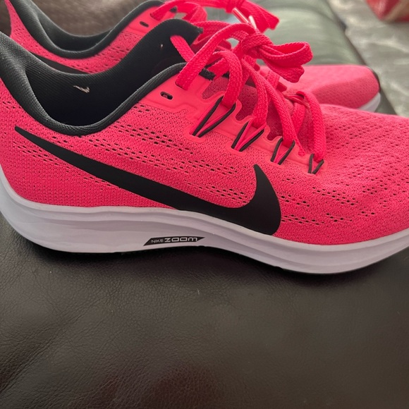 Nike Shoes - Nike Zoom Shoes